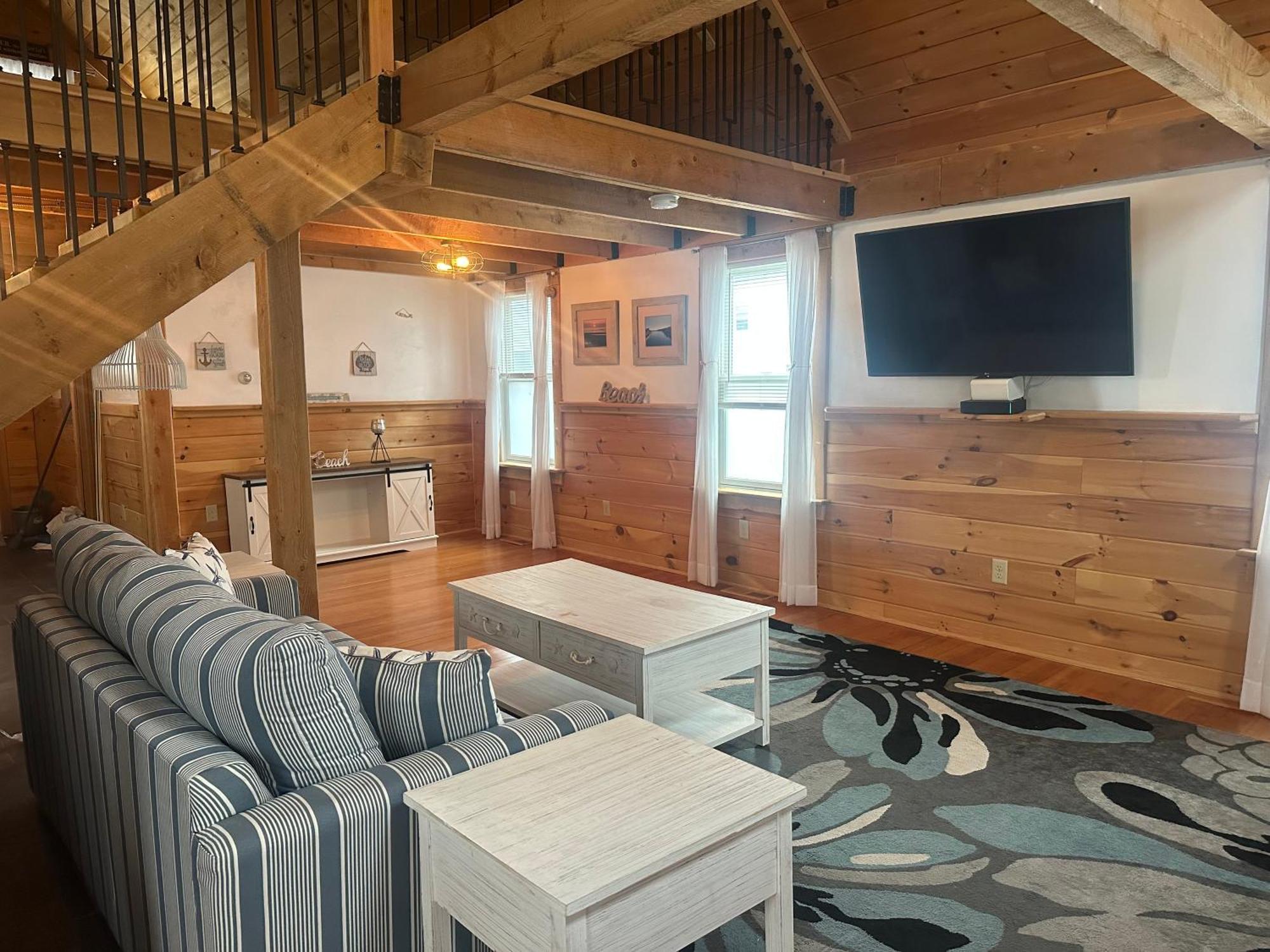Nautical Beach Properties Hampton Esterno foto