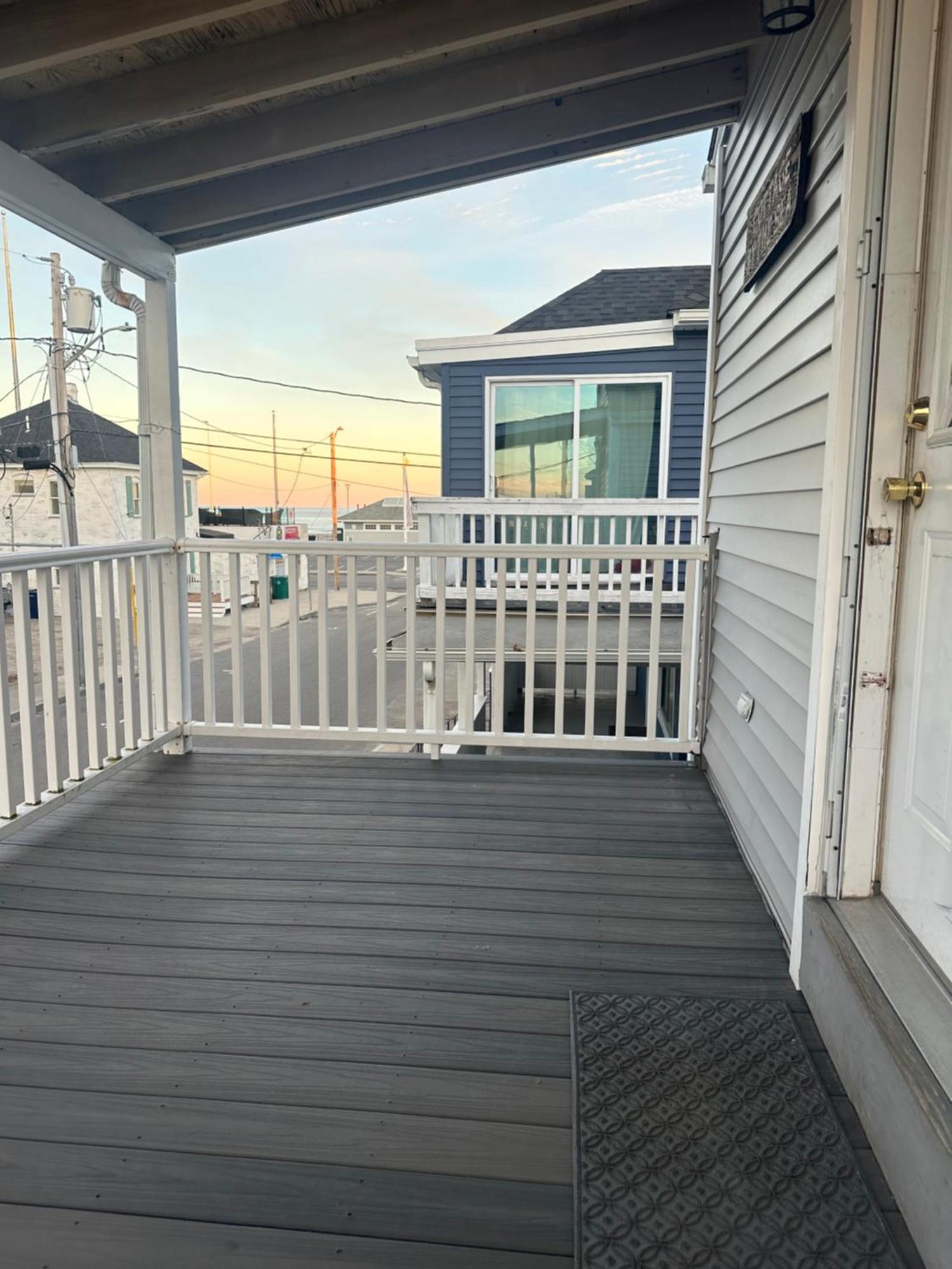 Nautical Beach Properties Hampton Esterno foto