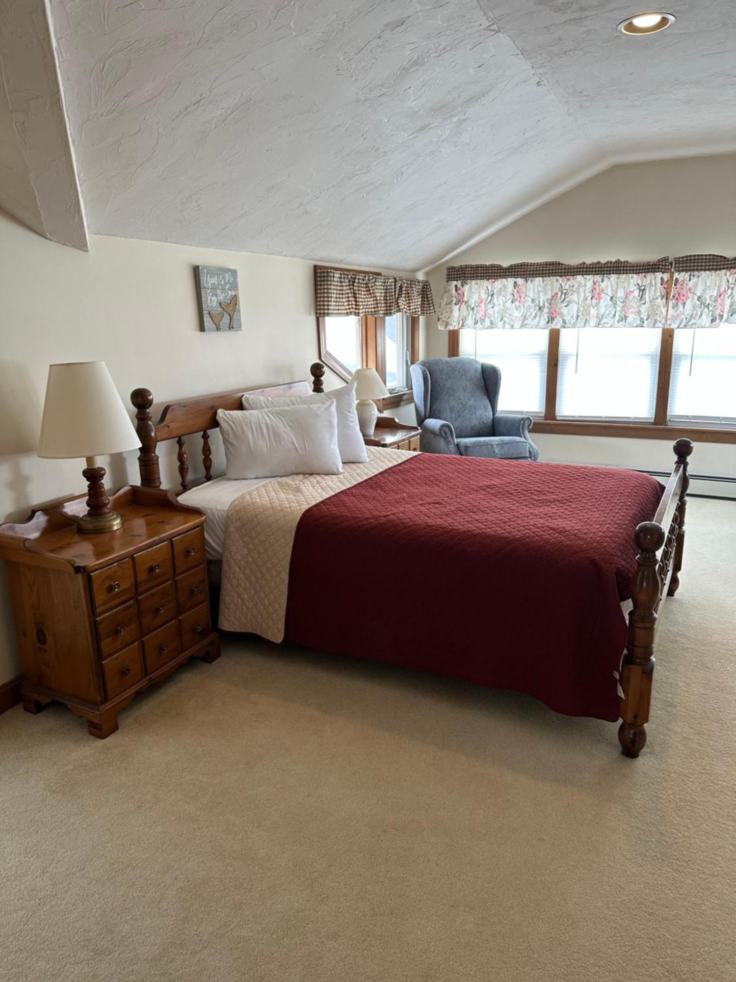 Nautical Beach Properties Hampton Esterno foto