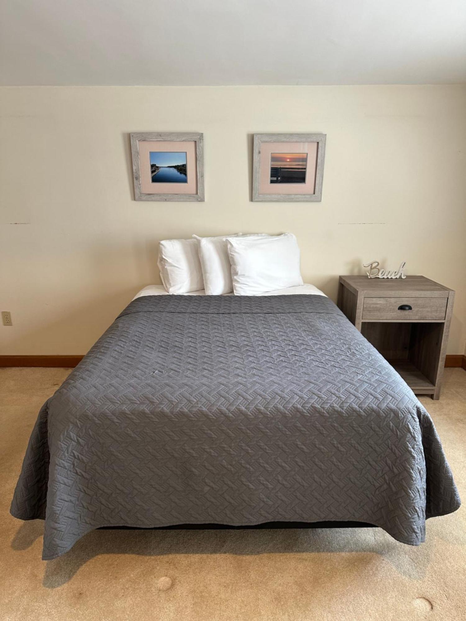 Nautical Beach Properties Hampton Esterno foto