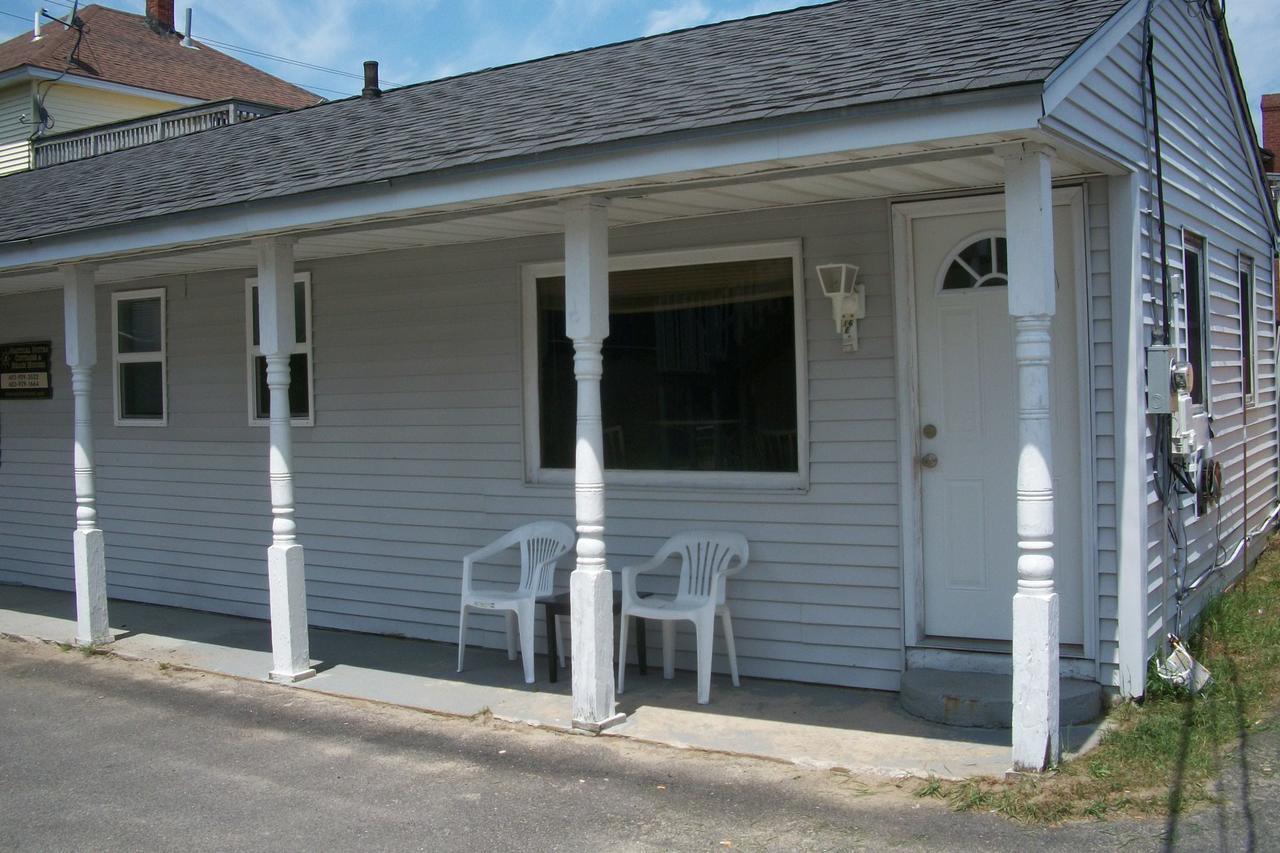 Nautical Beach Properties Hampton Esterno foto